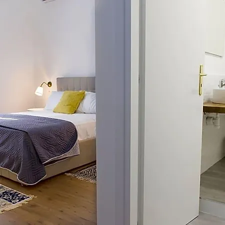 Bed & Breakfast I Borbone 4*